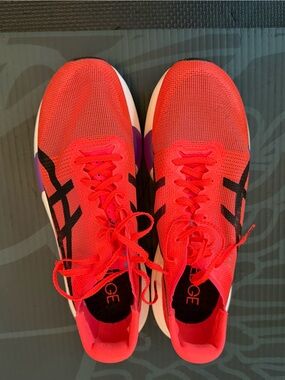 ASICS Metaspeed Edge Tokyo Size 8.5/10 Carbon Plate Shoes Flash Red